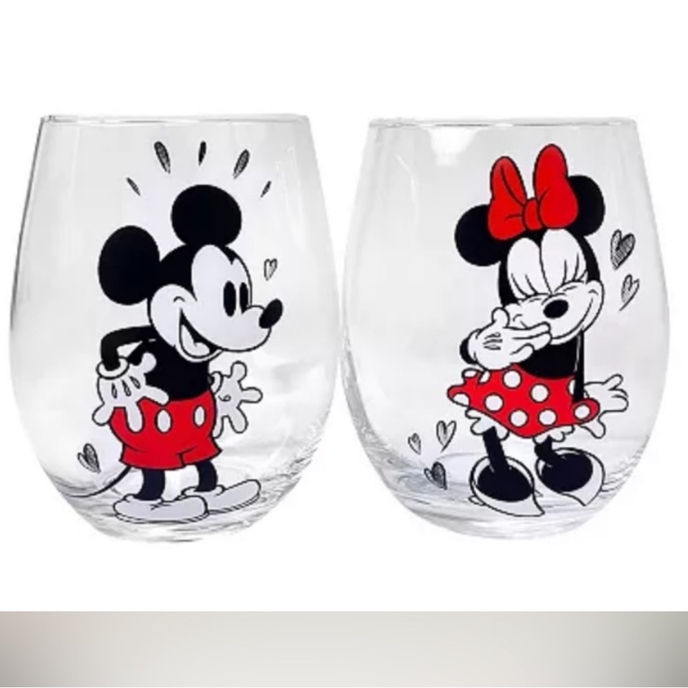 NWT Disney Wine Glasses